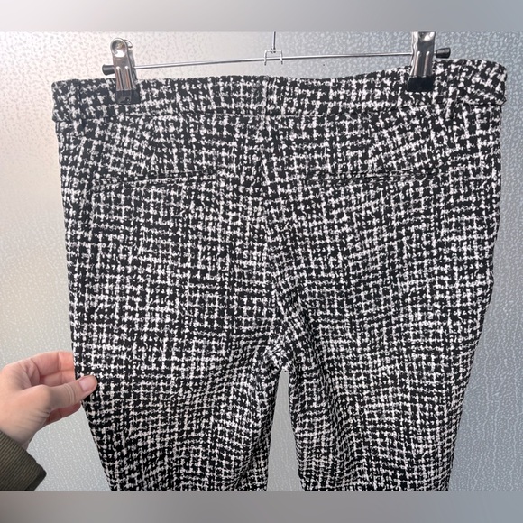 Jasmine & Juliana | Cigarette Pants - Picture 3 of 3